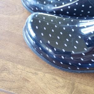 Woman's size 8 sloggers